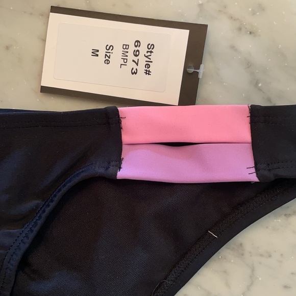 Colorblock Bikini - Picture 5 of 6